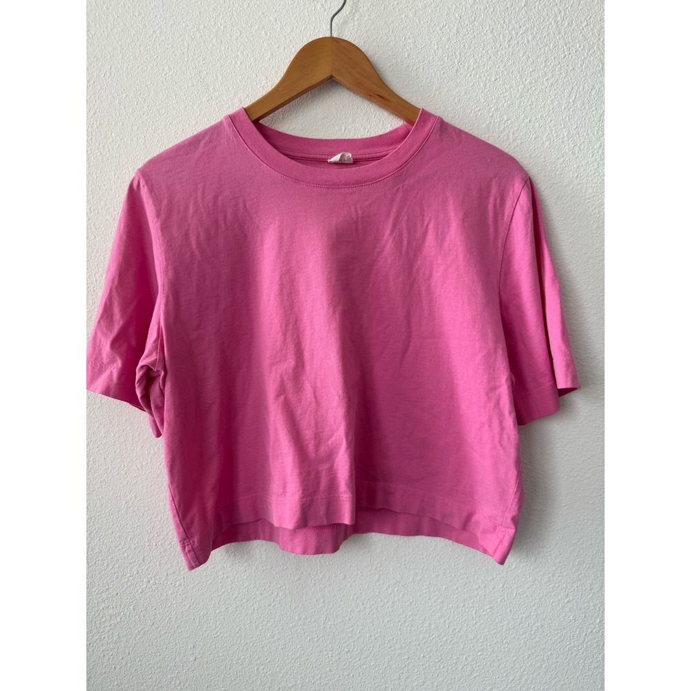 Wilfred Free Hot Pink Cropped Tshirt- women’s size M - Picture 1 of 5